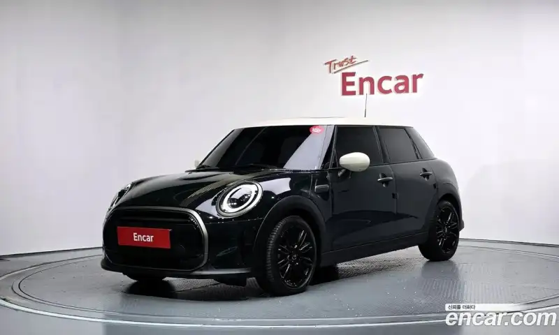 Mini Cooper 5Door Resolute Edition