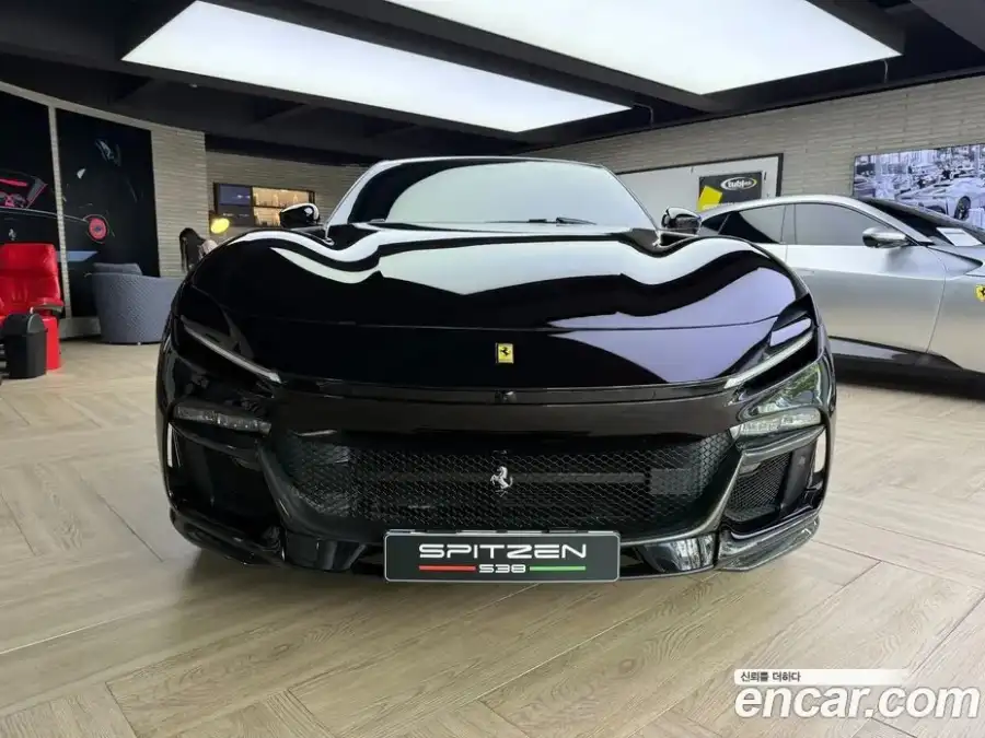 Ferrari Purosangue 6.5 V12