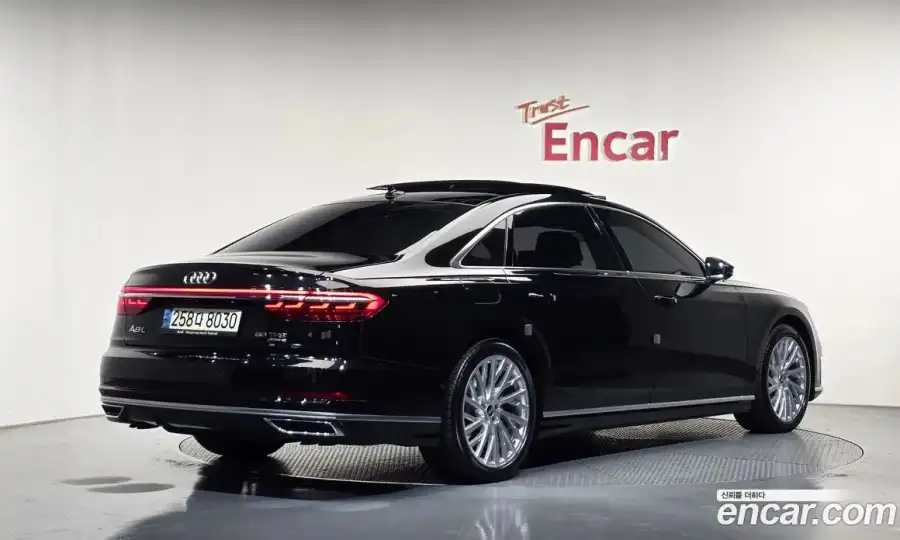 Audi A8 55 TFSI Quattro LWB