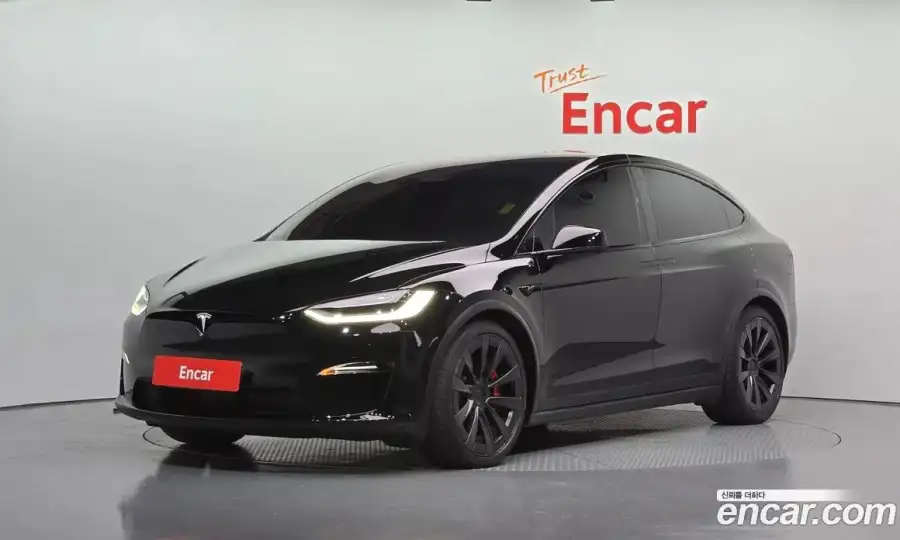 Tesla Model X Plaid