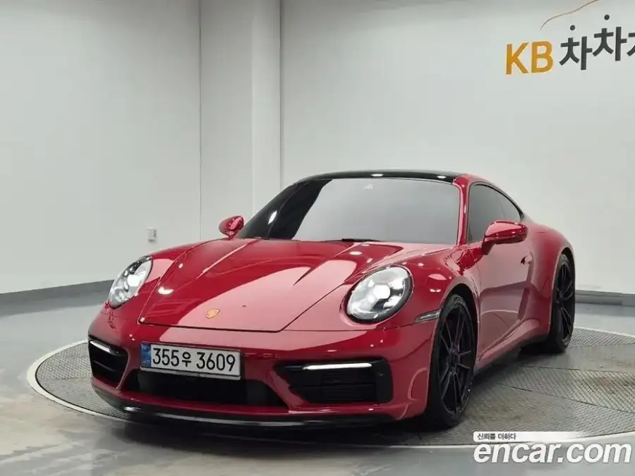 Porsche 911 Carrera GTS