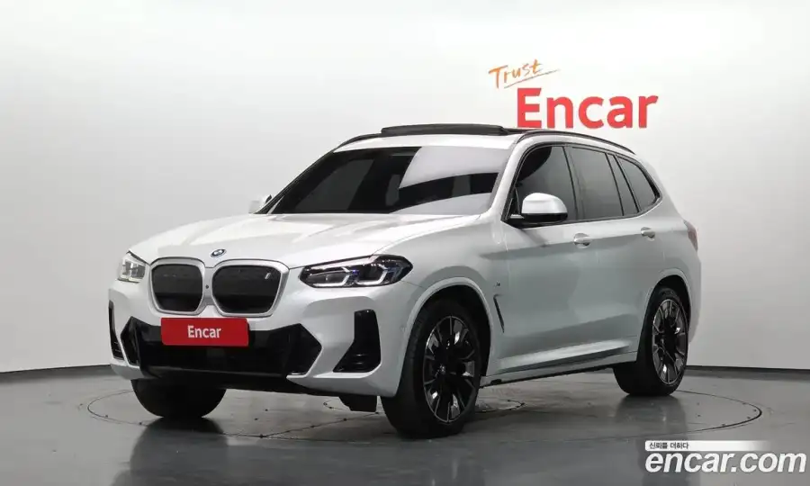 BMW iX3 M Sports