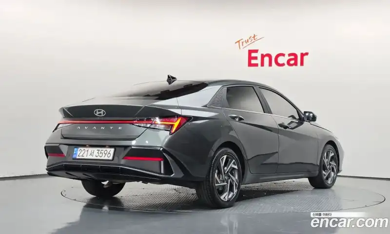 Hyundai Avante 1.6