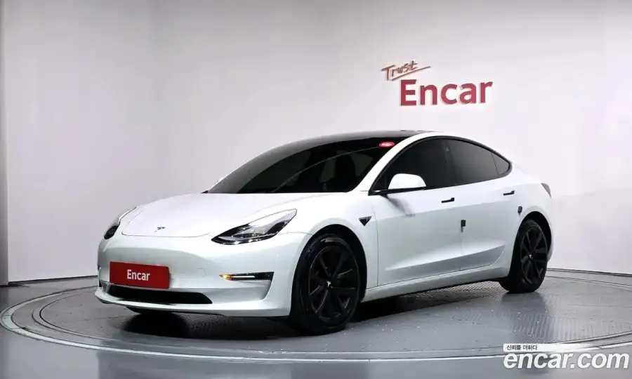 Tesla Model 3 Long Range AWD