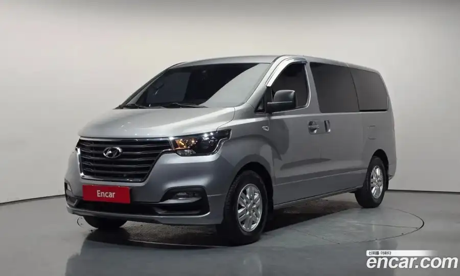 Hyundai Starex Van 3-Seater