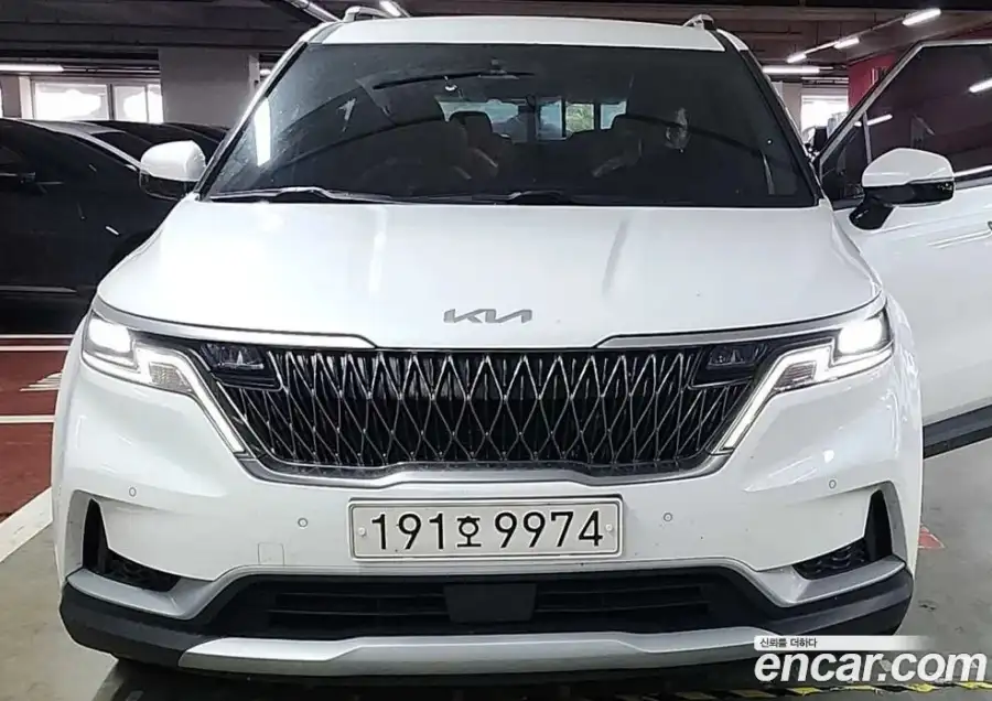 Kia Canival Diesel 9-Seater Prestige