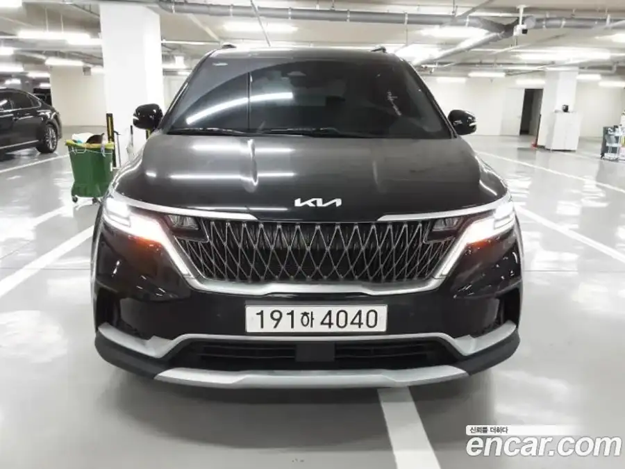 Kia Canival Diesel 9-Seater Prestige