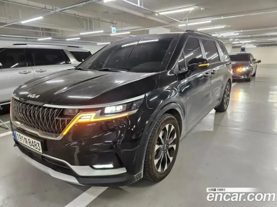 Kia Canival Diesel 9-Seater Prestige