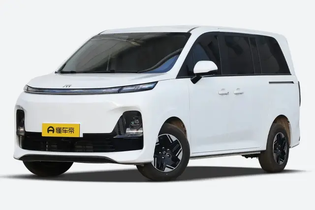 SRM Xinyuan Xiangshang V6 EV
